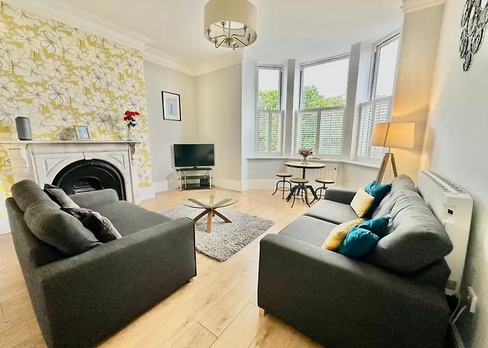 Moorgate View With Free On Street Parking * York