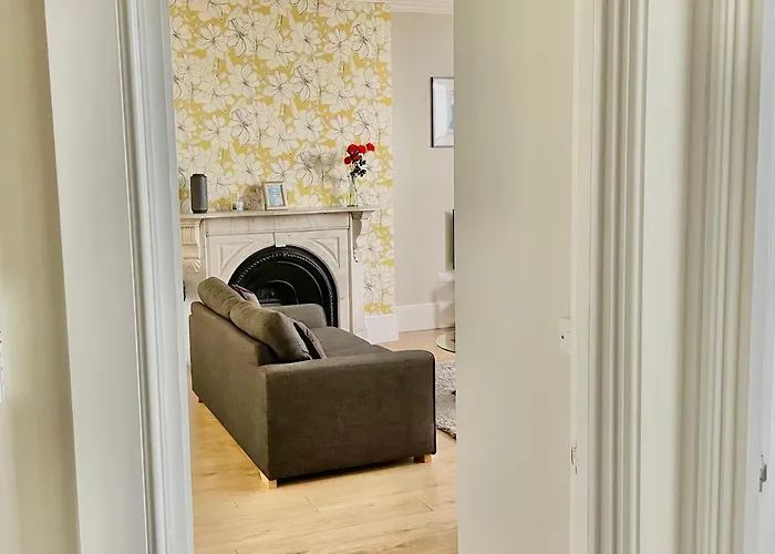 Moorgate View With Free On Street Parking York