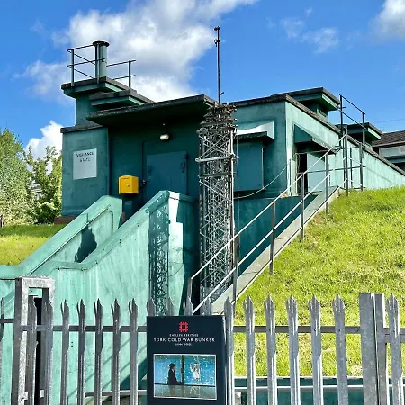 Moorgate View With Free On Street Parking York